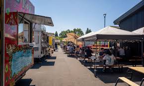 Food Truck — Fast food restaurant food truck in Salem, Oregon