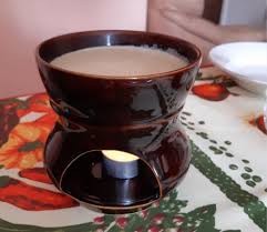 Procedimento schiacciate gli spicchi d'aglio e teneteli a bagno due ore nel latte. La Bagna Cauda Uno Dei Simboli Della Cucina Piemontese Laboratorio Valsusa