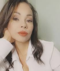 Florence Gonzalez's Instagram, Twitter & Facebook