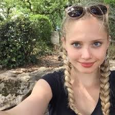 Lorene Bock's Instagram, Twitter & Facebook