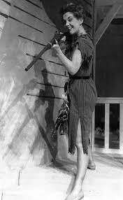 1950's annie get your gun was originally planned to star judy garland in the title role; Annie Get Your Gun Wikipedia