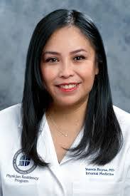 Yazmin Reyna's Instagram, Twitter & Facebook