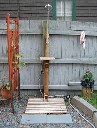 15 Outdoor Shower Designs Modern Backyard Ideas Outdoor Shower Diy Outdoor Shower Modern Backyard