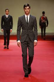 Abiti casual hooded dolce gabbana uomo nero. Dolce And Gabbana Summer 2015 Menswear The Intelligent Gentleman