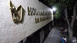 Gregorio avendaño jiménez, primer paciente sospecho de hongo negro en méxico, murió este lunes debido a las complicaciones de la enfermedad, según sus familiares.el hombre, de 34 años, fue intervenido de emergencia en días pasados para evitar la propagación de la enfermedad conocida como mucormicosis rinocerebral, sin embargo, falleció en el centro médico nacional la raza, en ciudad. Hay Un Primer Caso De Hongo Negro Por Covid En Mexico Noticieros Televisa