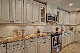 cream colored kitchen cabinets decor