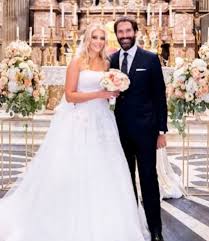 How can i contact eleonora daniele's management team or agent details, and how do i get in touch directly? Eleonora Daniele Chi E Biografia Foto E Profilo Instagram