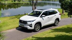 Đánh giá Toyota Innova 2024: Giá, KMãi, nội ngoại thất…