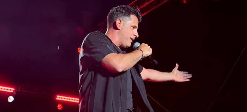 ΘΟΔΩΡΗΣ ΦΕΡΡΗΣ: «ΜΑΓΙΚΗ» & SOLD OUT ΣΥΝΑΥΛΙΑ ΣΤΟ ΚΑΤΡΑΚΕΙΟ - ΔΕΙΤΕ VIDEO |  Panik