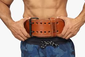 Lifting Ladies: Think Twice Before Putting On The Belt!