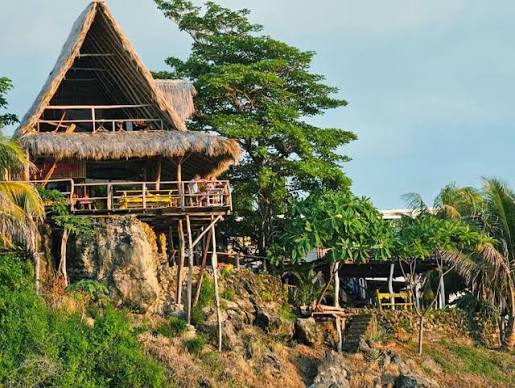 Monkey House Hostel, Tola (updated prices 2026)