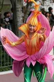 Fashion Design Inspired By Nature In 2020 Flower Costume Fairy Costume Fancy Costumes