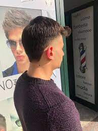 Sfumatura con punto luce ✨ ✂️ livello altissimo ❤️carloparrucchieri #barber #barbers #barbershop #barber_soul #barbersoul_ #barbería . Squarefade Con Punto Luce Fascino Dei Capelli Facebook