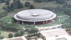This site is not affiliated with livenation. Pnc Bank Arts Center Reopens With First Concert Chicago
