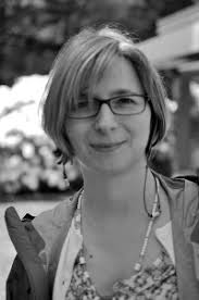 MoEML: New Models for Mobilizing Undergraduate Research