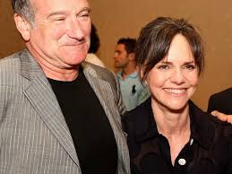 Robin Williams' death shows how suicide complicates grieving process