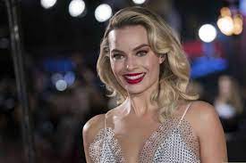 She has received nominations for two academy awards, four golden globe awards, an. Margot Robbie Spielt Barbie Im Neuen Film 2019