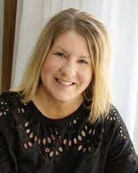 715 6th St NE, Oelwein, IA 50662