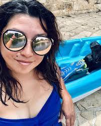 Nicole Cosper's Instagram, Twitter & Facebook