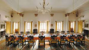 Saif ali khan was born in india from the former cricketer, mansoor ali khan pataudi, and actress sharmila tagore. Inside Photos Of Saif Ali Khan Kareena Kapoor Khan S Rs 800 Crore Pataudi Palace Where Veer Zaara Was Shot