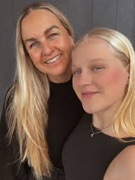 🎉 I've been in holiday mode, which finally means a bit of time and space  to pause and reflect! It has honestly taken me a while to wind down and  give myself