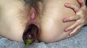 Mature gaping anal