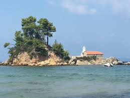 Evia, a doua cea mai mare insulă a greciei și a treia din estul mediteranei, este situata în apropiere de prefectura attica. Evia Insula PotrivitÄƒ Pentru O VacanÈ›Äƒ In Grecia TuriÈ™ti IncÄƒpÄƒÈ›anaÈ›i