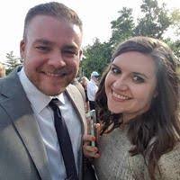 Donna Pikul's Instagram, Twitter & Facebook