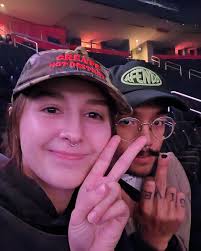 this year has had its ups and downs, but i still had a lot of fun. I'm  happy to still be alive and to be here with all of you. thankful is