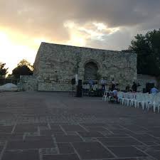 ( αναζήτησες ταβερνες λαρισα με μουσικη ? Froyrio Lofos Froyrioy