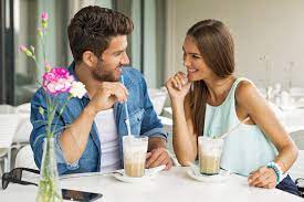 Mache ihm mut, fass ihn mal sanfter an. Flirten Lernen 5 Fallstricke 9 Tipps Von Einer Frau Fur Manner