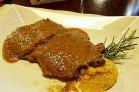 How to make spaghetti aglio e olio: Fino Al 7 Maggio A Rovato Il Mese Del Manzo All Olio Brescia A Tavola