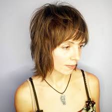 For this hairstyle cut your hair near the crown into few layers, and then cut the rest of hair into deep layers, and style them by flipping the hair ends outwards. 30 Cutest Layered Bangs That Re Trending In 2021