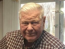 Condolences and Prayers for everyone who loved Ed. What a good and kind man.