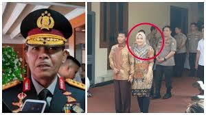 Nama komjen pol idham azis yang santer akan menggantikan posisi jenderal polisi tito idham azis sendiri lahir di kendari, 30 januari 1963. Mengenal Idham Azis Dari Bom Bali Miliki Anak Peraih Nilai Unbk Sempurna Hingga Calon Kapolri Tribun Jogja
