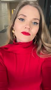 Last night I performed at legendary @smokehouse1946 with Rick Whitfield and  his amazing band! So much fun and the crowd was awesome!!! 🎤🎼✨  #liveperformance#band#livemusic#rnb#chakakhan#aintnobody#singer#performer#livesinging#gig#fun#bestmusic#foryou  ...