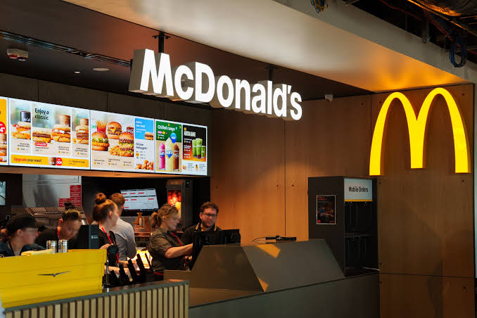 Your pre-flight Macca's run just got a whole lot easier. McDonald's is now open in the International Terminal. 🍔✨ Grab your favourites on the way to your gate and start your trip