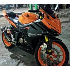 Sebab dengan menerapkan aktifitas modif, kamu bisa menyalurkan ide untuk mevariasi motor yang anda punyai agar menjadi lebih bagus serta bentuk tidak sama dengan motor lainnya. Honda All New Cbr 150r Tahun 2016 Full Modif Mulus Di Jakarta Tribunjualbeli Com