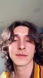 Como Se Llama La Canción Que Dice Pana Roberto