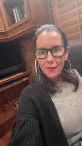 Lori Demarest's Instagram, Twitter & Facebook