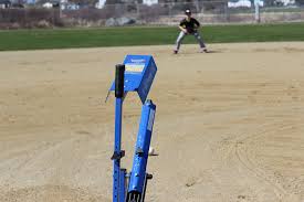 Louisville Slugger Blue Flame Pitching Machine