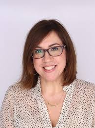 Leona Carpenter's Instagram, Twitter & Facebook