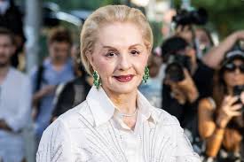 A homenagem a Carolina Herrera por 45 anos de legado na moda