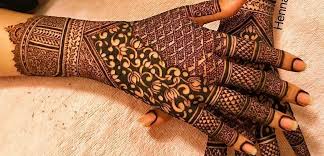 Maybe you would like to learn more about one of these? 25 Latest Full Hand Mehndi Designs For Eid 2021 Glossnglitters
