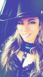 Round 2 of the @lasvegasnfr #nationalfinalsrodeo #nfrfashion2025  #vivalasvegas