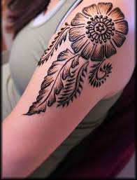Upper Arm Simple Henna Arm Tattoo In 2020 Henna Arm Tattoo Sleeve Tattoos For Women Best Sleeve Tattoos