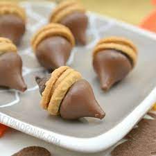 Hershey Kiss Acorn Treats Crafty Morning Hershey Kisses Hershey Kisses Recipes Christmas Cookies Easy