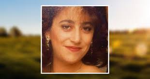 Elizabeth Landry's Instagram, Twitter & Facebook