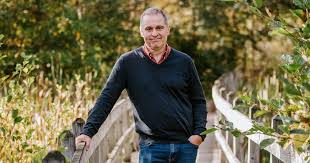 Meet our faculty: Ian Owens