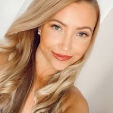 𝗞 𝗟 𝗔 𝗨 𝗕 𝗘 𝗟 𝗟 𝗔 (@itsklaubella) • Instagram photos and videos